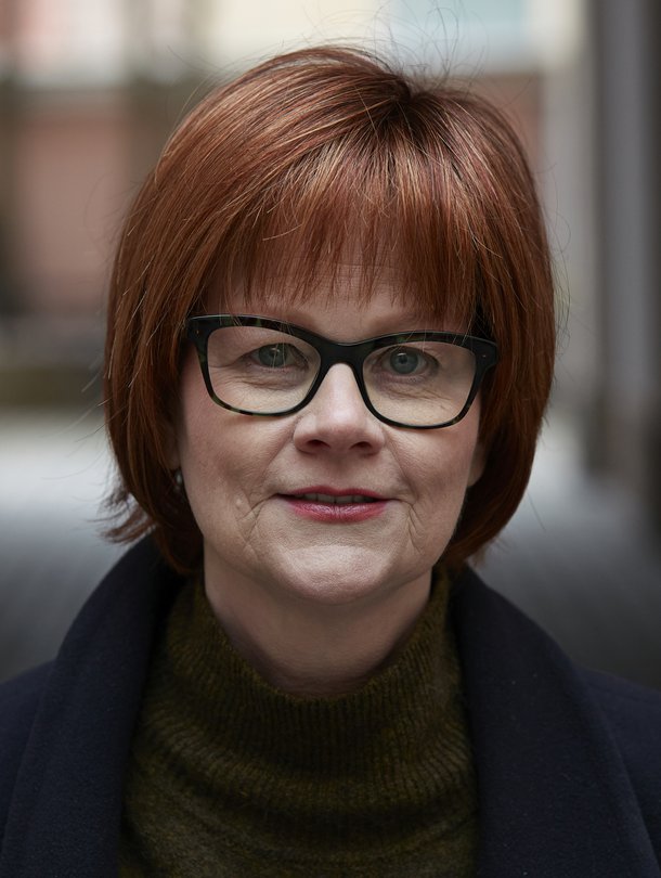 Näyttelijän ammatti oli Lilli Earlin unelma. ”Pienenä halusin perustaa barokkiteatterin, jossa esitettäisiin Shakespearea ja Molièrea ja jonne yleisö pukeutuisi aina parhaimpiinsa.”