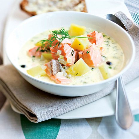 Perinteinen kalakeitto on helppo ja nopea arkiruoka.