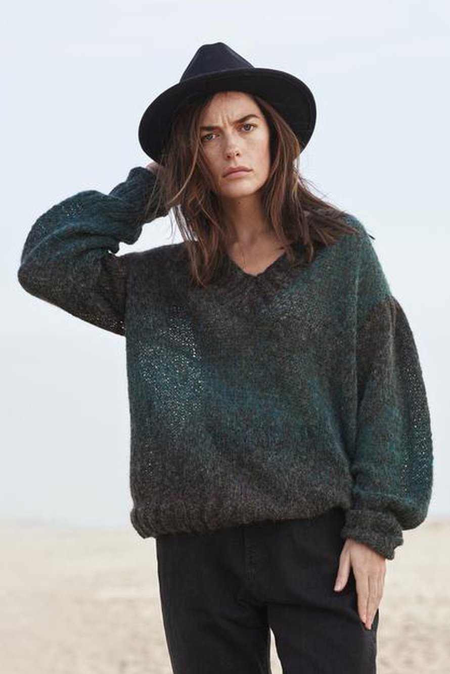 17 Oversize-villapaita