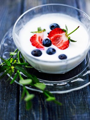 Viili on ihanaa ja itsetehtynä vieläkin parempaa – tarvitset vain kaksi raaka-ainetta ja tarpeeksi aikaa.