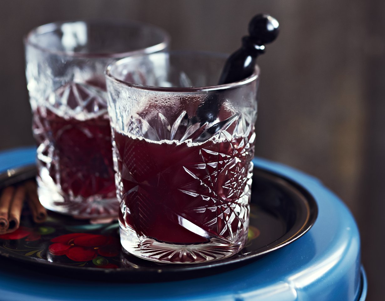 Tiesitkö? Maustettu lämmin glühwein on peräisin 1600-luvun Saksasta. Glögi saapui Ruotsin kautta Suomeen 1900-luvun alussa.