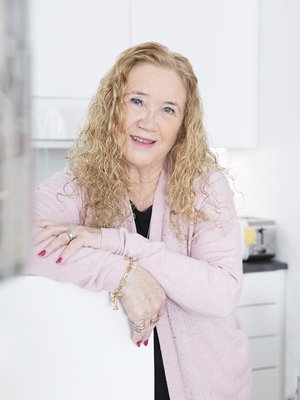 ”En ole koskaan puuttunut Dannyn rakkauselämään. Paitsi jos mielipidettäni on kysytty. On sitä joskus kysytty”, Leila sanoo.