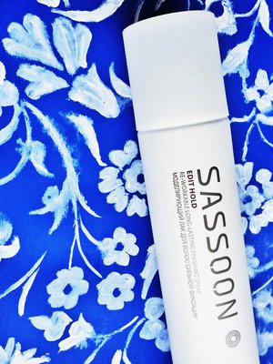 Sassoon Edit Hold -hiuskiinne, 400 ml. Hinta 30,90 e.