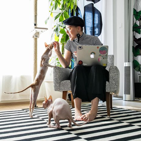 Lukioaikana Maiju uskoi, ettei halua koskaan seurustella. ”Ajattelin, että seurustelu on sitä, että joku omistaa minut. Vapauden tunne oli minulle tosi tärkeä. Se, että tunnen olevani minä itse enkä osa jotakin.”