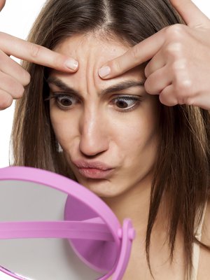 Tunnetko olevasi huolestuneen näköinen, vaikka et olisikaan? Tunne saattaa johtua sibeliusrypystä.