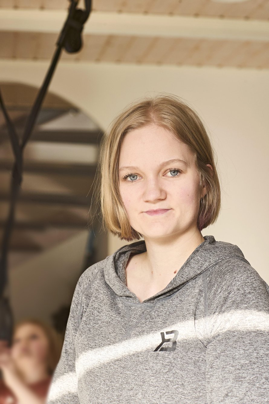 ”Pyrin opettamaan lapsillenikin, että oikealla asenteella voi selvitä mistä vain. Vastoinkäymiset avaavat uusia ovia ja vahvistavat. Koskaan ei kannata luovuttaa.”