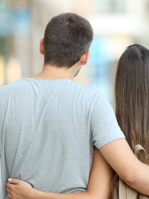 Kun nuori alkaa seurustella, vanhemman tehtävänä on tukea.