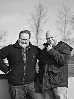 Lauri (vas.) ja Kalle Lähde ovat aina olleet läheisiä. "Mutta mistään emme toisillemme uskaltaneet puhua ennen kuin raitistuin", Kalle sanoo.