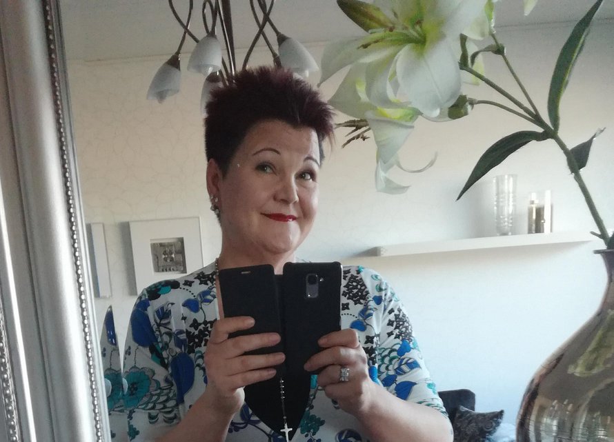 Kirsi Airosen koti ja koko olemus ovat muuttuneet KonMari-oppien avulla. Samalla hän on saanut enemmän aikaa niille asioille, joita hän arvostaa.