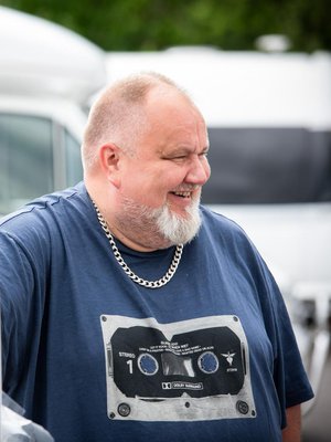 Jari Hakkarainen on pudottanut parikymmentä kiloa parin viime vuoden aikana. Suurin apu ovat olleet vertaistukiryhmän keskustelut.