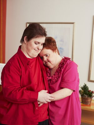 Vuosi sitten Tomi ja Susanna juhlivat 21. hääpäiväänsä Tallinnassa. "Saimme avainkortit hotellihuoneeseen ja söimme kahdestaan. Oli ihanaa."