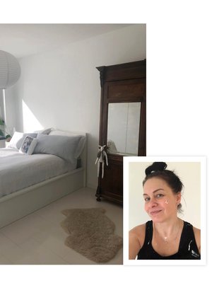 Jonna Pitkäranta remontoi kulahtaneen kaksion valoisaksi ja raikkaaksi. Hän sisusti sen pitkälti kierrätyskalustein, joista osan entisöi ja tuunasi itse.