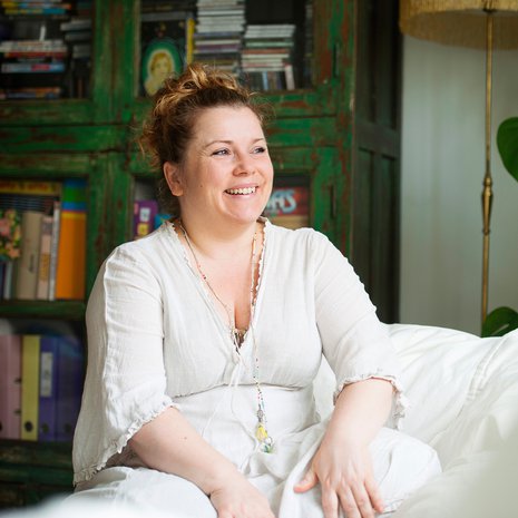 Kiti Kokkosella oli lapsena rautainen itsetunto. ”Jaoin koulukavereille nimikirjoituksia, vaikka kukaan ei pyytänyt.”