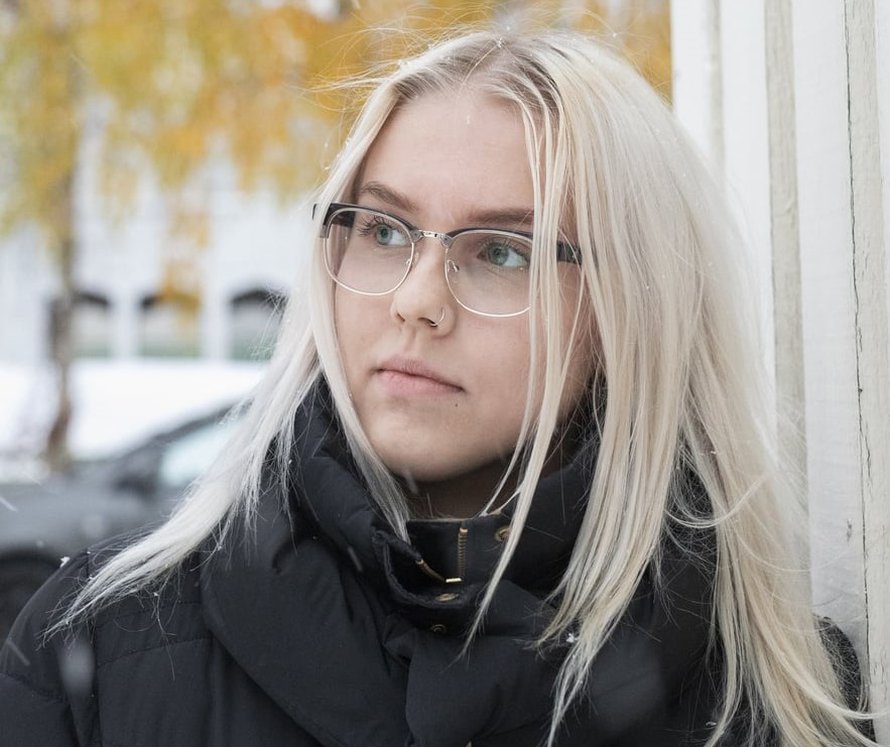 Oululainen Roosa Valkola on 22-vuotias toimintaterapeuttiopiskelija, kynsiteknikko ja personal trainer. Hän on nyt toipunut useita vuosia kestäneestä bulimiasta.