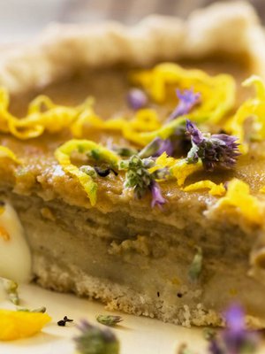 Oletko koskaan maistanut kurpitsapiirakkaa Mummo Ankan tapaan? Nyt on aika valmistaa sitä!