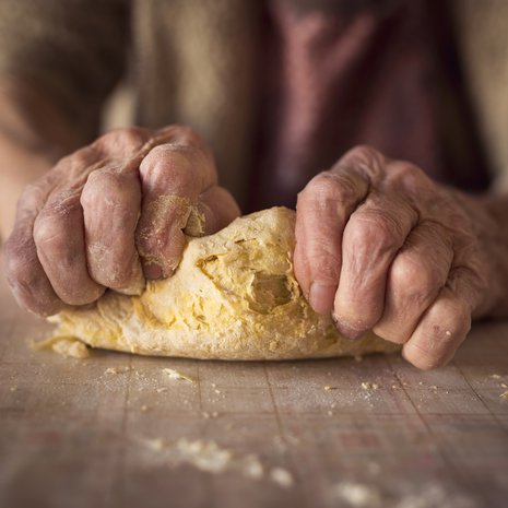 Tiedätkö, mitä on pöydässä, jos isoäiti tarjoaa lampaanpierua ja höttösiä? 