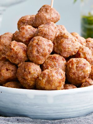 Tee lihapullat vaihteeksi ruotsalaiseen tapaan!