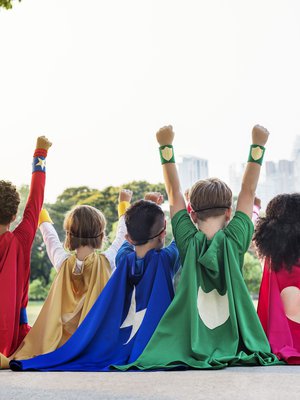 Kohottavien rutiinien tarkoitus on parantaa tulosta ja tiimihenkeä. ”Sillä on merkitystä, miten päivittäin kohtaa toisia”, sanoo huippu-urheilujoukkueiden valmentajia haastatellut Tero Tiitu.