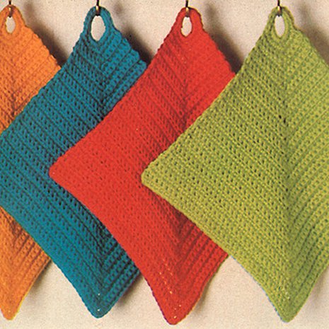 Pari niitä pitää olla vähintään, mutta neljästä saa kauniin värisuoran!