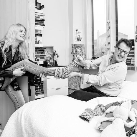 Alina Tomnikov kysyy Dmitrij-isältään neuvoa kaikessa, asuvalintoja myöten. "Isä elää huiput ja pettymykset rinnallani."