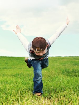 Jos lapsena ei ole saanut olla välillä kiukkuinen ja näyttää pahaa mieltä, voi aikuisenakin olla liian kiltti.