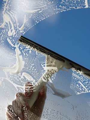 Valoa näkyvissä! Yksi vinkki: joko pysty- tai vaakavedoilla se kuivaus, kiitos.