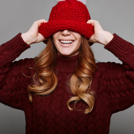 Vaatteista tulee joskus pakkasella niin sähköisiä, että ne ritisevät. Apu löytyy huuhteluaineesta ja rasvaamisesta.