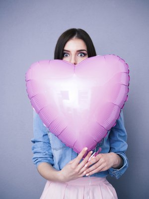 Teetkö deitti-ilmoitusta nettiin? Kysy ensin itseltäsi nämä kahdeksan kysymystä